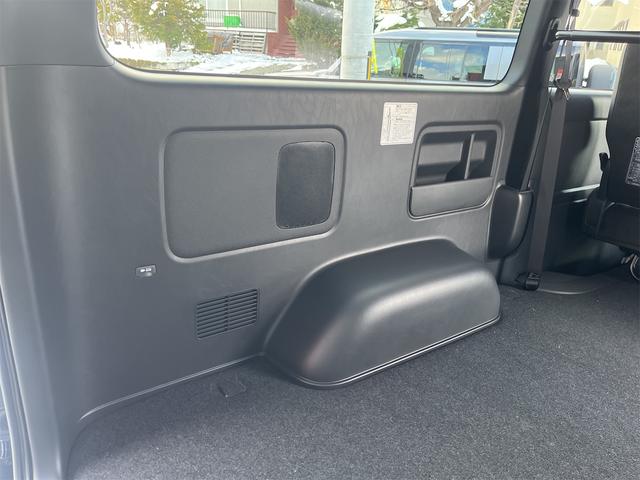ハイエースバン ロングスーパーGL ダークプライムS 登録済み未使用車 寒冷地仕様 両側電動スライド デジタルインナーミラー フロアマット バイザー バックカメラ(43枚目)