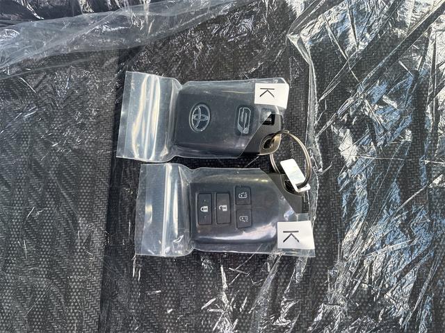 ハイエースバン ロングスーパーGL ダークプライムS 登録済み未使用車 寒冷地仕様 両側電動スライド デジタルインナーミラー フロアマット バイザー バックカメラ(49枚目)