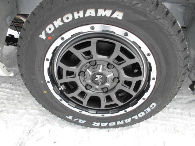 ハイエースバン ロングスーパーGL ダークプライムS 登録済み未使用車 寒冷地仕様 デジタルインナーミラー 両側電動スライド フロントガード ロヤガード ディスプレイオーディオ ナイトロパワーアルミ16 トーヨータイヤ付 アラウンドビューモニター(7枚目)