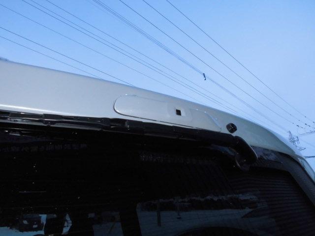 ハイエースバン ロングスーパーGL ダークプライムS 登録済み未使用車 寒冷地仕様 デジタルインナーミラー 両側電動スライド フロントガード ロヤガード ディスプレイオーディオ ナイトロパワーアルミ16 トーヨータイヤ付 アラウンドビューモニター(8枚目)