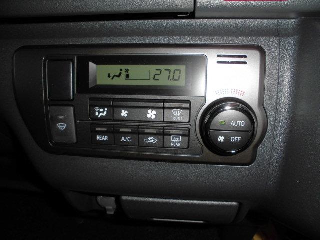 ハイエースバン ロングスーパーGL ダークプライムS 登録済み未使用車 寒冷地仕様 デジタルインナーミラー 両側電動スライド フロントガード ロヤガード ディスプレイオーディオ ナイトロパワーアルミ16 トーヨータイヤ付 アラウンドビューモニター(24枚目)