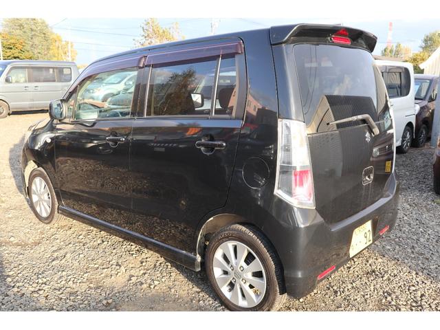 ワゴンRスティングレー X 4WD スマートキー・R8/8月・4.2万キロ・フロントフォグランプ(4枚目)