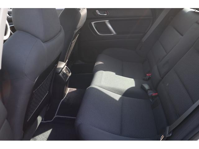 レガシィツーリングワゴン ２．０ＧＴ　４ＷＤ　ナビ・ＴＶ・スマートキー・ターボ・Ｔベルト交換済み・横滑り防止システム・フロントフォグランプ（8枚目）