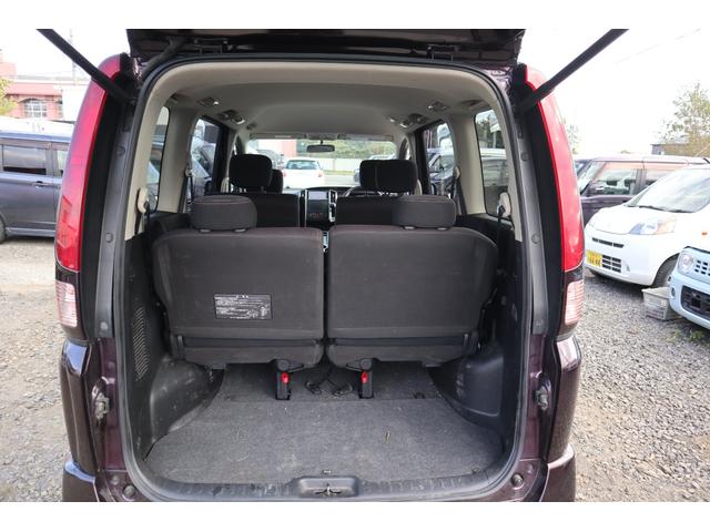 セレナ ハイウェイスター　Ｖセレクション　４ＷＤ　両側パワースライドドア・ナビ・ＴＶ・バックカメラ・スマートキー・Ｒ８／１２月・８．３万キロ・フロントフォグランプ（10枚目）