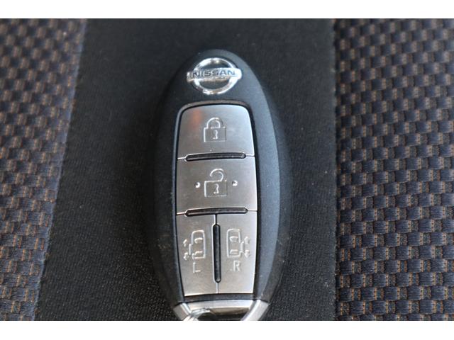 セレナ ハイウェイスター　Ｖセレクション　４ＷＤ　両側パワースライドドア・ナビ・ＴＶ・バックカメラ・スマートキー・Ｒ８／１２月・８．３万キロ・フロントフォグランプ（23枚目）