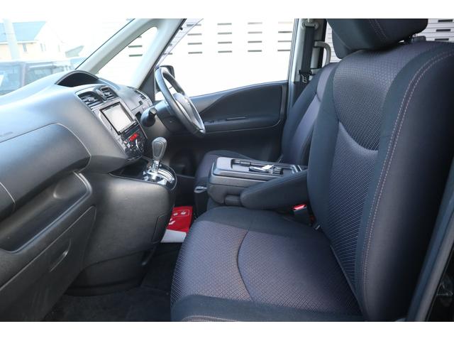 セレナ ハイウェイスター 4WD HID・ナビ・TV・両側パワースライドドア・バックカメラ・R9/5月・9.6万キロ・フロントフォグランプ・横滑り防止装置(7枚目)