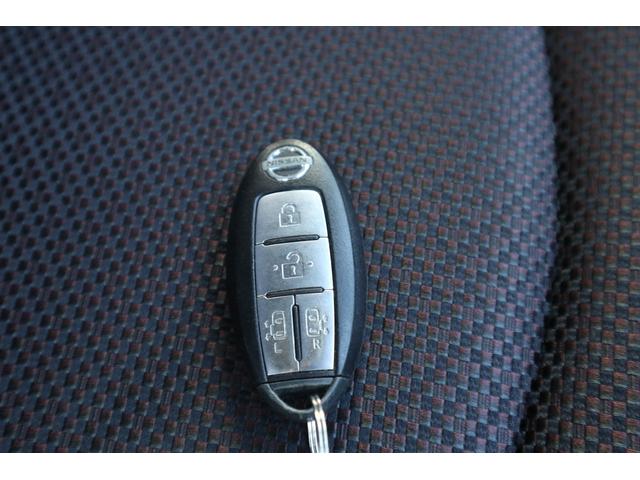 セレナ ハイウェイスター 4WD HID・ナビ・TV・両側パワースライドドア・バックカメラ・R9/5月・9.6万キロ・フロントフォグランプ・横滑り防止装置(22枚目)