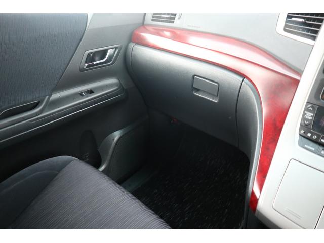 ヴェルファイア 2.4Z 4WD 両側パワースライドドア・ナビ・TV・バックカメラ・エンスタ・6.9万キロ フロントフォグランプ(15枚目)