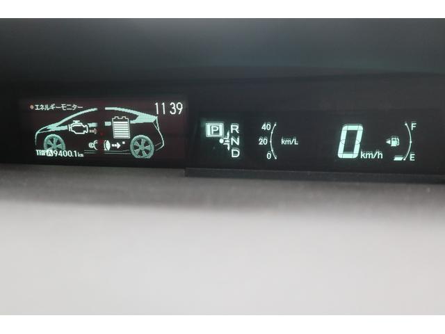 プリウス S ナビ・TV・車検R9/6月・フロントフォグランプ(17枚目)