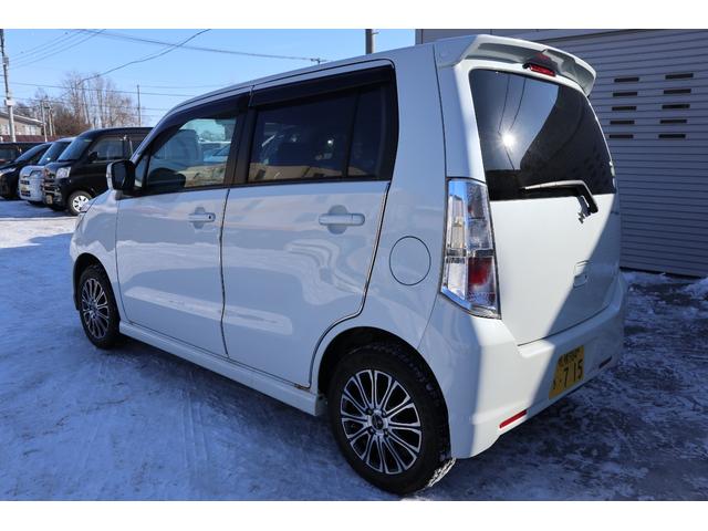 ワゴンＲスティングレー Ｔ　４ＷＤ　スマートキー・走行すくない５．７万キロ・修復なし・ターボ・フロントフォグランプ（4枚目）