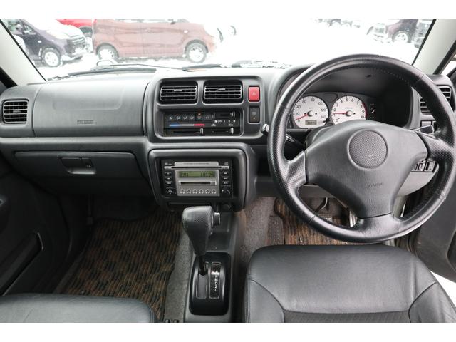 ジムニー ランドベンチャー 4WD R9/2月・ターボ・タイミングチェーン式・フロントフォグランプ(11枚目)