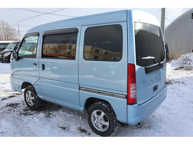 サンバーバン トランスポーター　４ＷＤ　キーレス・ＡＴ・４ＷＤ・４．２万キロ（4枚目）