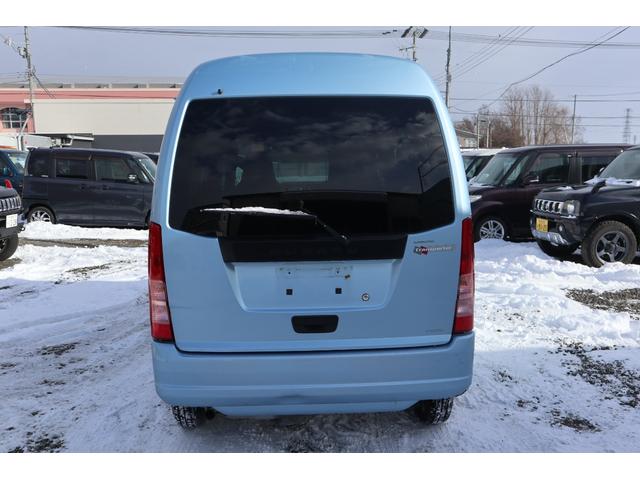 サンバーバン トランスポーター　４ＷＤ　キーレス・ＡＴ・４ＷＤ・４．２万キロ（5枚目）