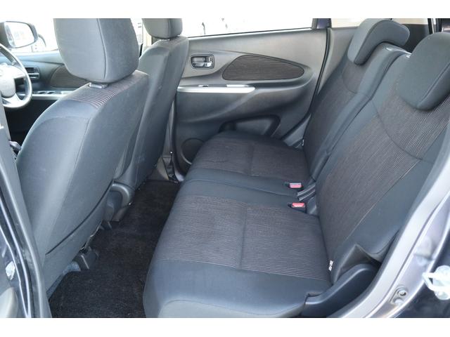 デイズ Ｘ　４ＷＤ　ナビ・ＴＶ・バックカメラ・アイドリングストップ・Ｒ９／９月・走行すくない１．６万キロ（8枚目）