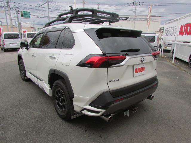 ＲＡＶ４ ハイブリッドＧ　ヒッチメンバー／パワーバックドア／アップサス／モデリスタエアロ／サンルーフ／ビルトインＥＴＣ／クルーズコントロール／シートヒーター／ステアリングヒーター／フルセグＴＶ／バックカメラ／サイドカメラ／（6枚目）