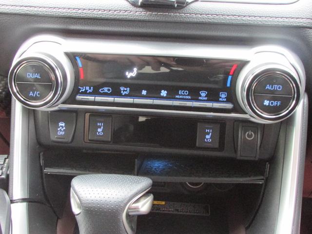 ＲＡＶ４ ハイブリッドＧ　ヒッチメンバー／パワーバックドア／アップサス／モデリスタエアロ／サンルーフ／ビルトインＥＴＣ／クルーズコントロール／シートヒーター／ステアリングヒーター／フルセグＴＶ／バックカメラ／サイドカメラ／（17枚目）