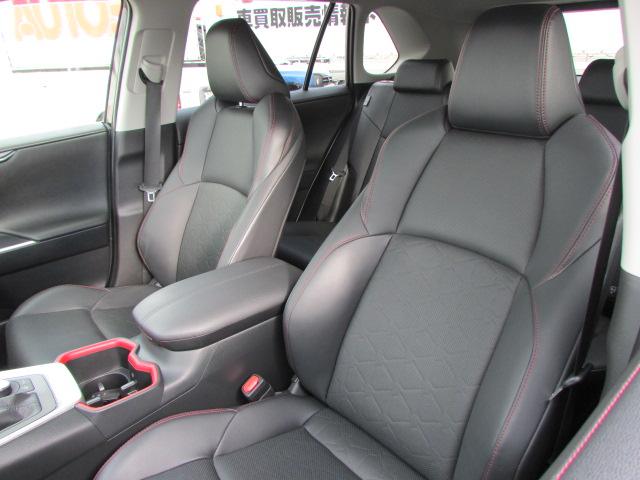 ＲＡＶ４ アドベンチャー　オフロードパッケージＩＩ　ＬＥＤヘッドライト／シートヒーター／ステアリングヒーター／フルセグＴＶ／バックカメラ／レーダークルーズコントロール／ビルトインＥＴＣ２．０／パワーバックドア／エンジンスターター（28枚目）