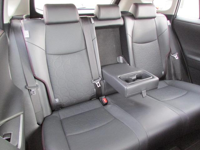 ＲＡＶ４ アドベンチャー　オフロードパッケージＩＩ　ＬＥＤヘッドライト／シートヒーター／ステアリングヒーター／フルセグＴＶ／バックカメラ／レーダークルーズコントロール／ビルトインＥＴＣ２．０／パワーバックドア／エンジンスターター（30枚目）