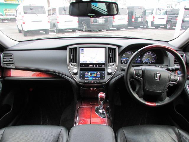 クラウンマジェスタ Four プリクラッシュセーフティー/純正ナビ/フルセグTV/バックカメラ/LEDヘッドライト/ビルトインETC/全席シートヒーター/パワーシート/グリップヒーター/レーダークルーズコントロール(12枚目)