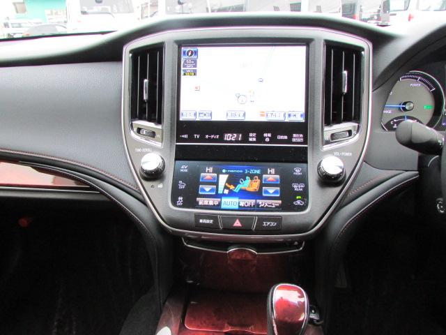 クラウンマジェスタ Four プリクラッシュセーフティー/純正ナビ/フルセグTV/バックカメラ/LEDヘッドライト/ビルトインETC/全席シートヒーター/パワーシート/グリップヒーター/レーダークルーズコントロール(13枚目)