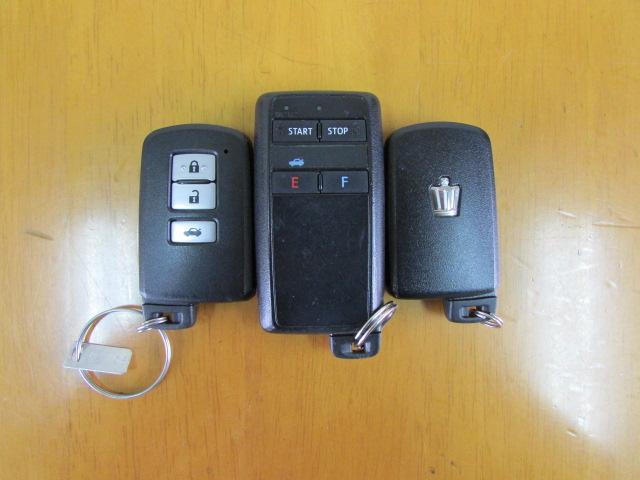 クラウンマジェスタ Four プリクラッシュセーフティー/純正ナビ/フルセグTV/バックカメラ/LEDヘッドライト/ビルトインETC/全席シートヒーター/パワーシート/グリップヒーター/レーダークルーズコントロール(43枚目)