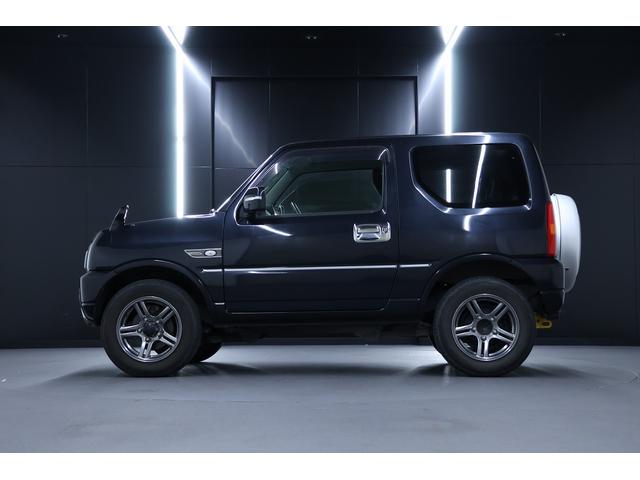 ジムニー ランドベンチャー　６６０ランドベンチャー　４ＷＤ　ターボ　ＥＴＣ　エンジンスターター　バックカメラ　キーレス　ナビ（8枚目）