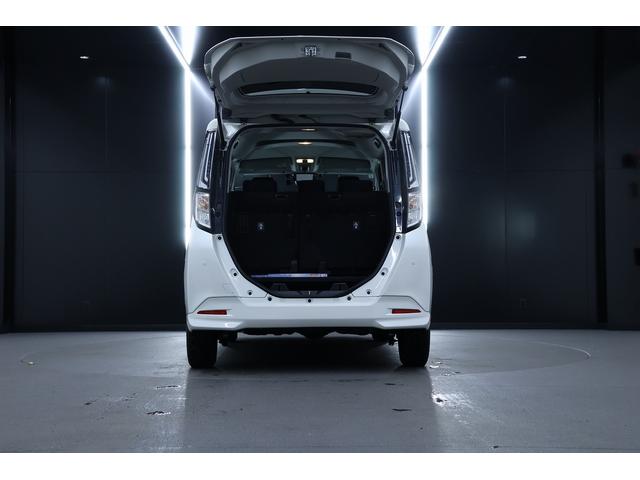 ルーミー カスタムＧ　両側電動スライドドア　クルーズコントロール　アイドリングストップ　ＥＴＣ　レーンキープアシスト　ナビゲーション　エアバック　オートエアコン　レンタカーアップ　ドライブレコーダー（10枚目）