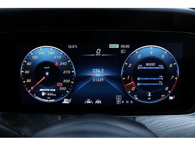 GT 4ドアクーペ 53 4マチック+ GT53 4WD AMGダイナミック+パッケージ パノラマミックルーフ HDDナビ フルレザー仕様 可変バルブマフラー AMGダイナミックステアリング 21インチ純正ホイール シートベンチレーション(19枚目)