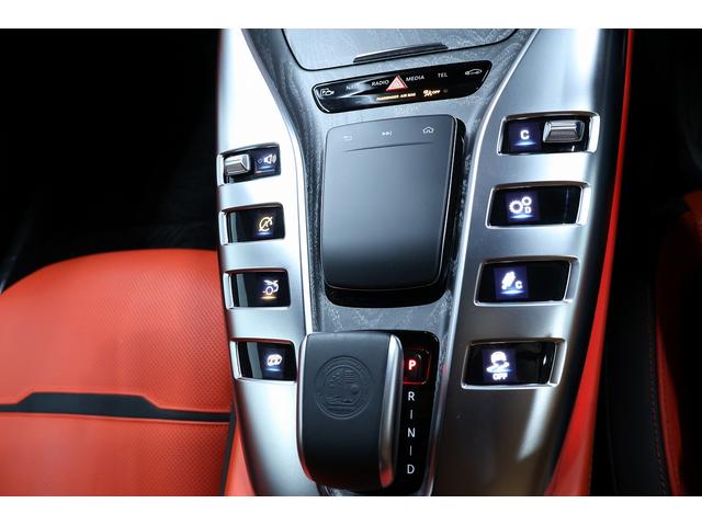 GT 4ドアクーペ 53 4マチック+ GT53 4WD AMGダイナミック+パッケージ パノラマミックルーフ HDDナビ フルレザー仕様 可変バルブマフラー AMGダイナミックステアリング 21インチ純正ホイール シートベンチレーション(23枚目)