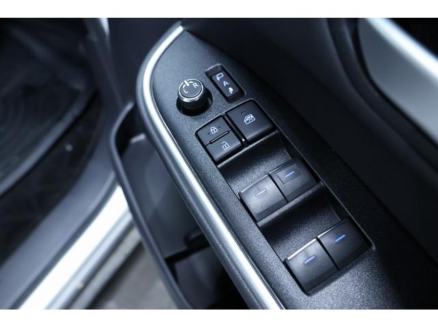 ヴォクシー Ｓ－Ｚ　寒冷地仕様　シートヒーター　リアオートエアコン　アップルカープレイ対応純正ナビ　両側パワースライドドア　デジタルインナーミラー　クルーズコントロール　ＥＴＣ（11枚目）