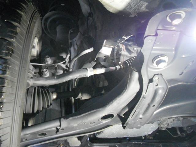 サクシード ＵＬ－Ｘ　本州車両　純正ナビ　キーレス　ＥＴＣ　横滑り防止　運転席助手席Ｐウインドウ　社外アルミ（4枚目）