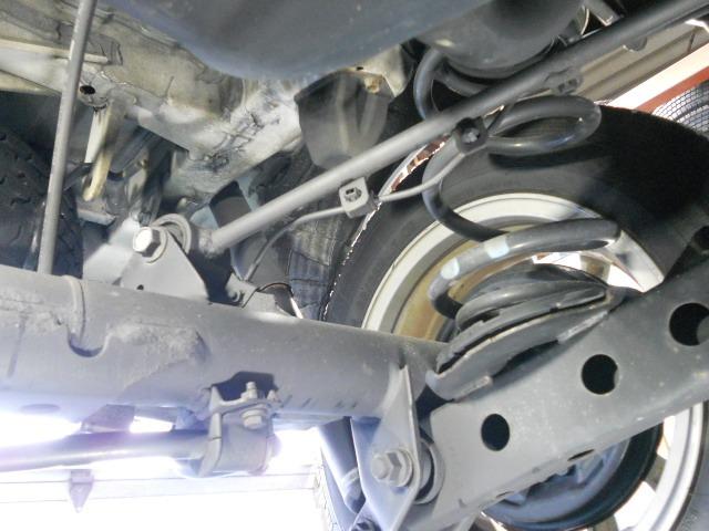 サクシード ＵＬ－Ｘ　本州車両　純正ナビ　キーレス　ＥＴＣ　横滑り防止　運転席助手席Ｐウインドウ　社外アルミ（7枚目）