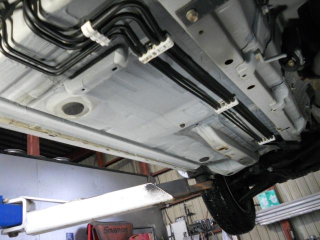 サクシード ＵＬ－Ｘ　本州車両　純正ナビ　キーレス　ＥＴＣ　横滑り防止　運転席助手席Ｐウインドウ　社外アルミ（9枚目）