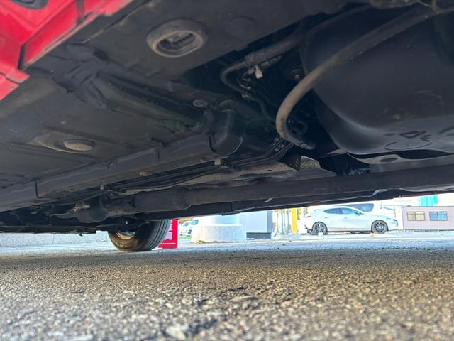 ヤリス Ｘ　ワンオーナー　純正ディスプレイオーディオ（スマホ連携）　寒冷地仕様　レーダークルーズコントロール　オートマチックハイビーム　プリクラッシュセーフティ　ＬＥＤヘッドライト　オートリトラミラー　スペアキー（47枚目）