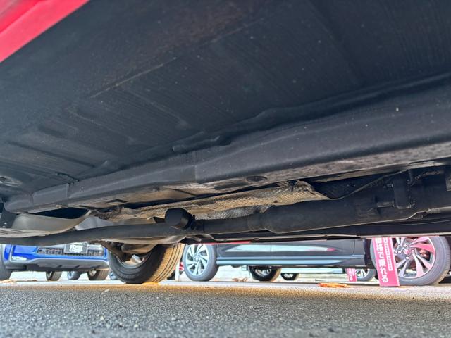 ヤリス Ｘ　ワンオーナー　純正ディスプレイオーディオ（スマホ連携）　寒冷地仕様　レーダークルーズコントロール　オートマチックハイビーム　プリクラッシュセーフティ　ＬＥＤヘッドライト　オートリトラミラー　スペアキー（48枚目）