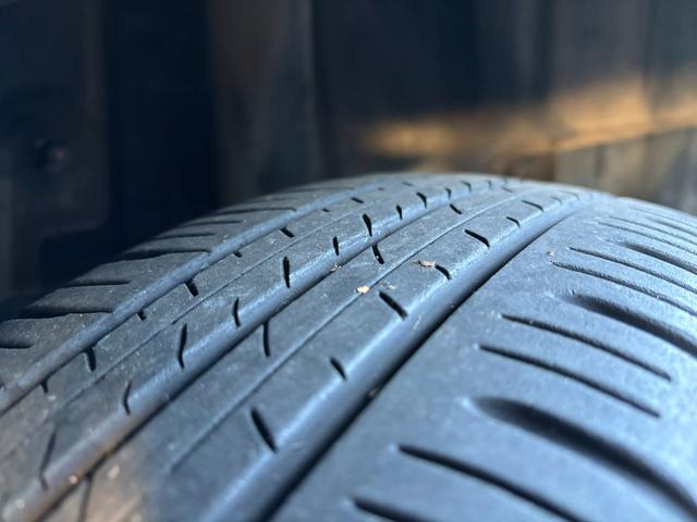 ヤリス Ｘ　ワンオーナー　純正ディスプレイオーディオ（スマホ連携）　寒冷地仕様　レーダークルーズコントロール　オートマチックハイビーム　プリクラッシュセーフティ　ＬＥＤヘッドライト　オートリトラミラー　スペアキー（60枚目）