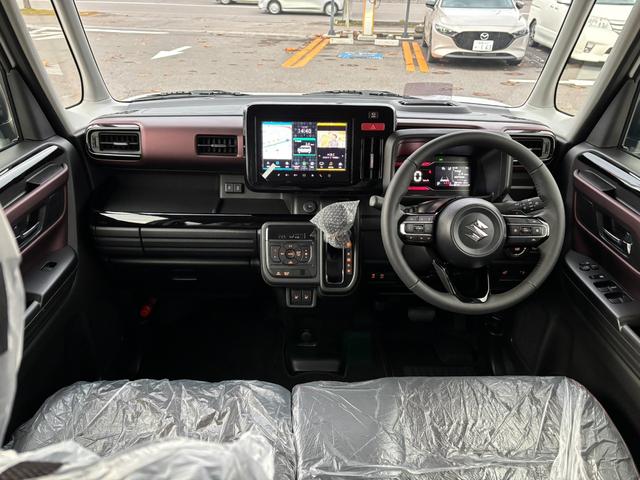 スペーシアカスタム ハイブリッドＸＳターボ　ターボ　純正フルセグナビ　全方位モニター　両側電動スライドドア　スズキセーフティサポート　アダプティブクルーズコントロール　ヘッドアップディスプレイ　運転席＆助手席シートヒーター　ステアリングヒーター（4枚目）