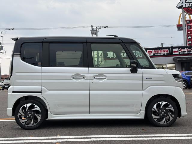 スペーシアカスタム ハイブリッドＸＳターボ　ターボ　純正フルセグナビ　全方位モニター　両側電動スライドドア　スズキセーフティサポート　アダプティブクルーズコントロール　ヘッドアップディスプレイ　運転席＆助手席シートヒーター　ステアリングヒーター（13枚目）