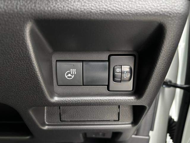 スペーシアカスタム ハイブリッドＸＳターボ　ターボ　純正フルセグナビ　全方位モニター　両側電動スライドドア　スズキセーフティサポート　アダプティブクルーズコントロール　ヘッドアップディスプレイ　運転席＆助手席シートヒーター　ステアリングヒーター（19枚目）