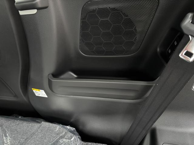 スペーシアカスタム ハイブリッドＸＳターボ　ターボ　純正フルセグナビ　全方位モニター　両側電動スライドドア　スズキセーフティサポート　アダプティブクルーズコントロール　ヘッドアップディスプレイ　運転席＆助手席シートヒーター　ステアリングヒーター（43枚目）