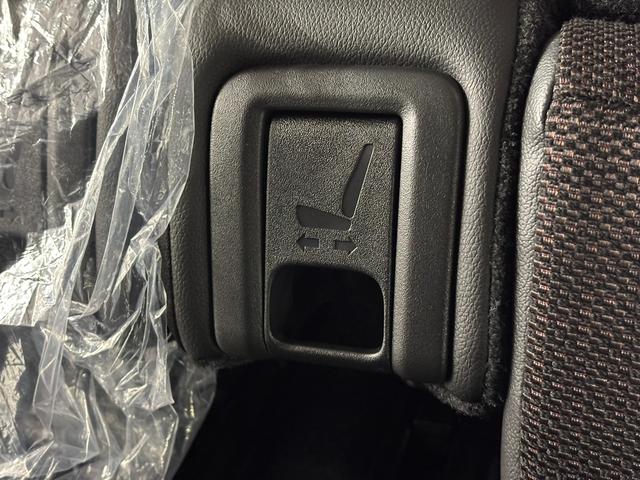 スペーシアカスタム ハイブリッドＸＳターボ　ターボ　純正フルセグナビ　全方位モニター　両側電動スライドドア　スズキセーフティサポート　アダプティブクルーズコントロール　ヘッドアップディスプレイ　運転席＆助手席シートヒーター　ステアリングヒーター（51枚目）