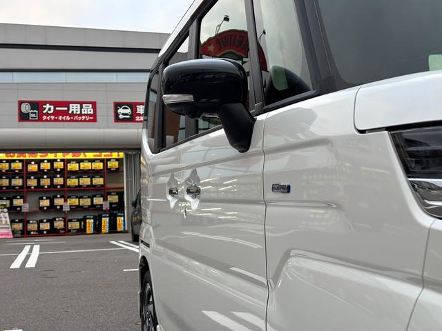 スペーシアカスタム ハイブリッドＸＳターボ　ターボ　純正フルセグナビ　全方位モニター　両側電動スライドドア　スズキセーフティサポート　アダプティブクルーズコントロール　ヘッドアップディスプレイ　運転席＆助手席シートヒーター　ステアリングヒーター（57枚目）