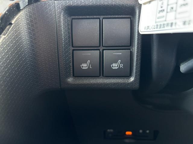 タント カスタムＲＳ　純正９型フルセグナビ　Ｂｌｕｅｔｏｏｔｈ　パノラマモニター　両側電動スライドドア　アダプティブクルーズコントロール　ロングスライドスイッチ　シートヒーター　純正ドラレコ　センターコンソール　ＥＴＣ（16枚目）