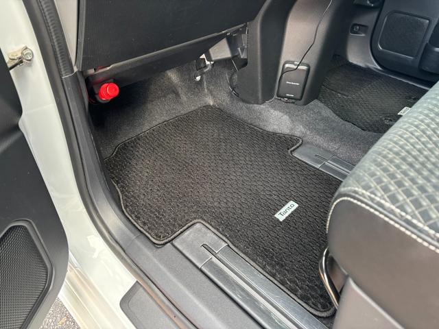 タント カスタムＲＳ　純正９型フルセグナビ　Ｂｌｕｅｔｏｏｔｈ　パノラマモニター　両側電動スライドドア　アダプティブクルーズコントロール　ロングスライドスイッチ　シートヒーター　純正ドラレコ　センターコンソール　ＥＴＣ（30枚目）