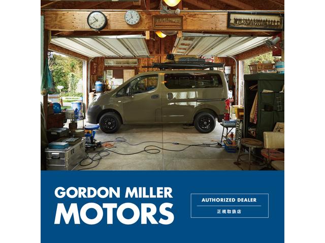 NV200バネットバン ゴードンミラー C01 オリジナルバンライフカスタム 天然木(アカシア) ベッド テーブル カーテン 5人乗り4ナンバー登録 4WD バネットバンDXベース(2枚目)