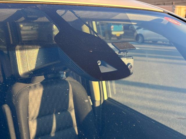 セレナ 純正ナビ 純正フリップダウンモニター アラウンドビューモニター プロパイロット 両側パワースライドドア レーダークルーズコントロール デジタルインナーミラー エマージェンシーブレーキ コーナーセンサー(11枚目)