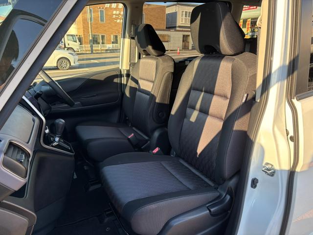 セレナ 純正ナビ 純正フリップダウンモニター アラウンドビューモニター プロパイロット 両側パワースライドドア レーダークルーズコントロール デジタルインナーミラー エマージェンシーブレーキ コーナーセンサー(33枚目)