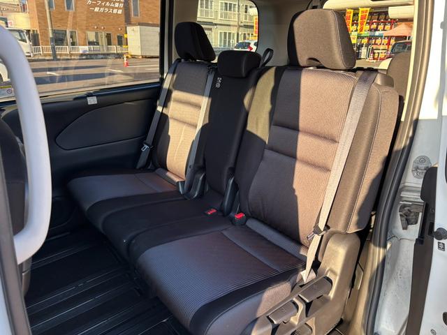 セレナ 純正ナビ 純正フリップダウンモニター アラウンドビューモニター プロパイロット 両側パワースライドドア レーダークルーズコントロール デジタルインナーミラー エマージェンシーブレーキ コーナーセンサー(36枚目)