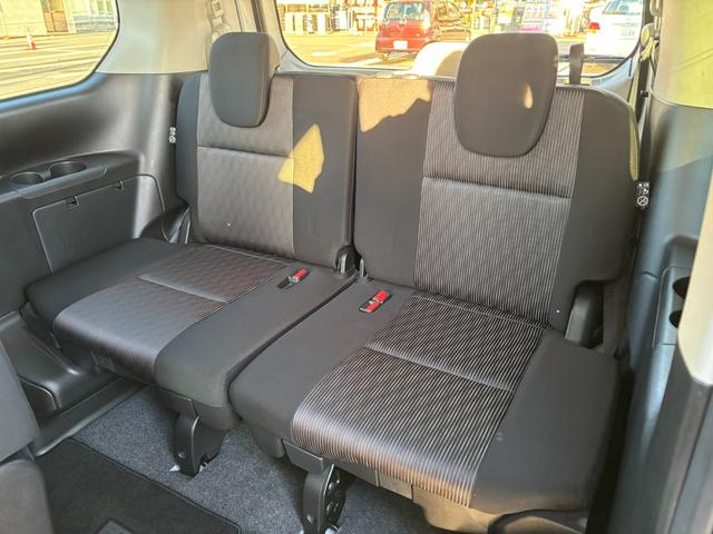 セレナ 純正ナビ 純正フリップダウンモニター アラウンドビューモニター プロパイロット 両側パワースライドドア レーダークルーズコントロール デジタルインナーミラー エマージェンシーブレーキ コーナーセンサー(39枚目)