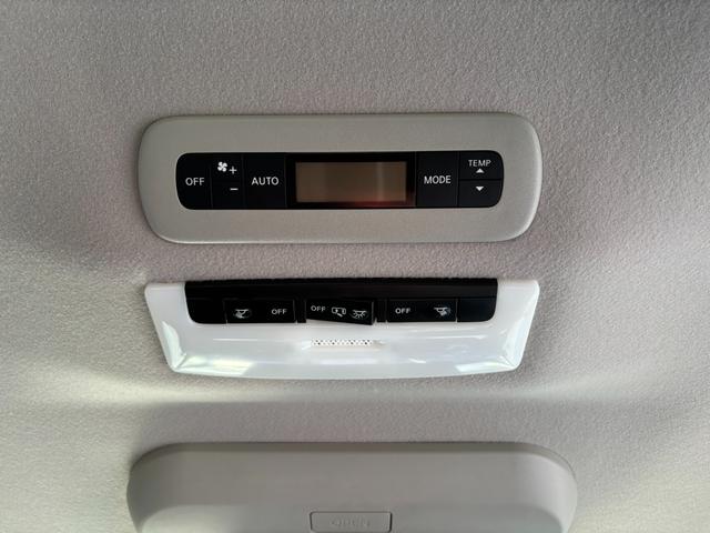 セレナ 純正ナビ 純正フリップダウンモニター アラウンドビューモニター プロパイロット 両側パワースライドドア レーダークルーズコントロール デジタルインナーミラー エマージェンシーブレーキ コーナーセンサー(52枚目)